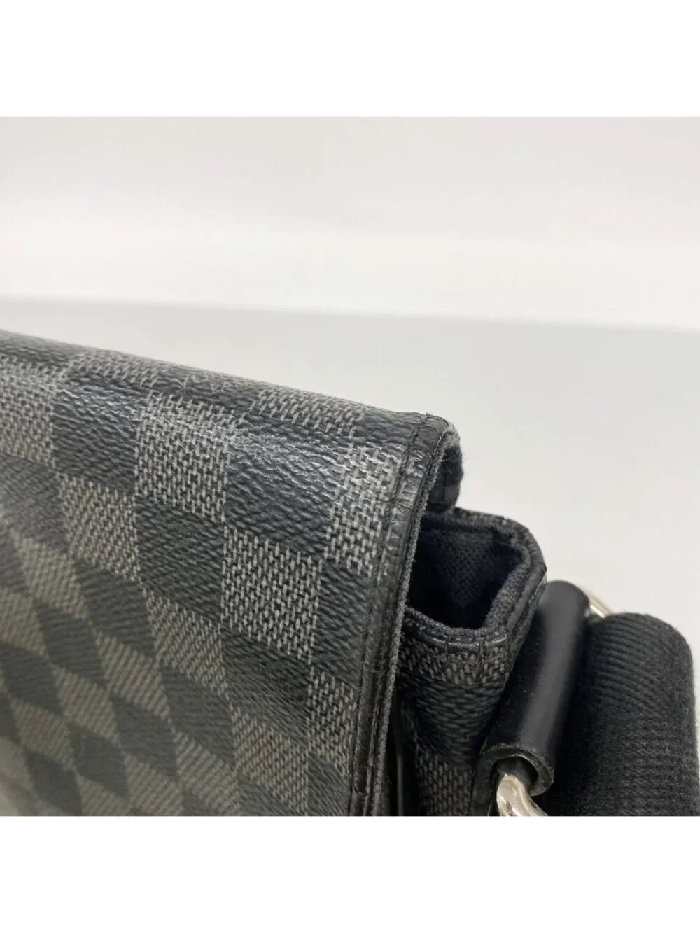 Louis Vuitton Shoulder Bag Damier Graphite District PM Gray Black